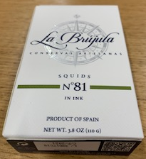 CONSERVAS LA BRÚJULA LB81 SMALL SQUIDS IN INK  6/8 3.8 ONZ.